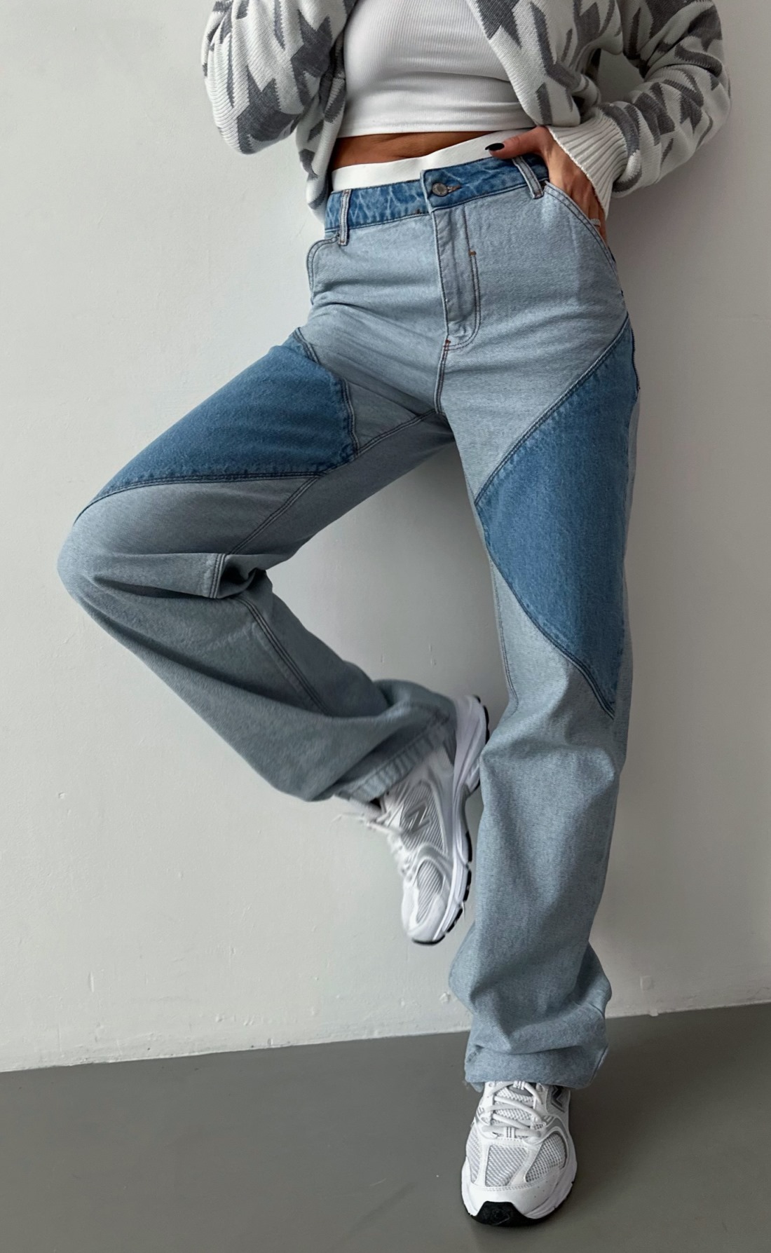 джинсы со вставками
