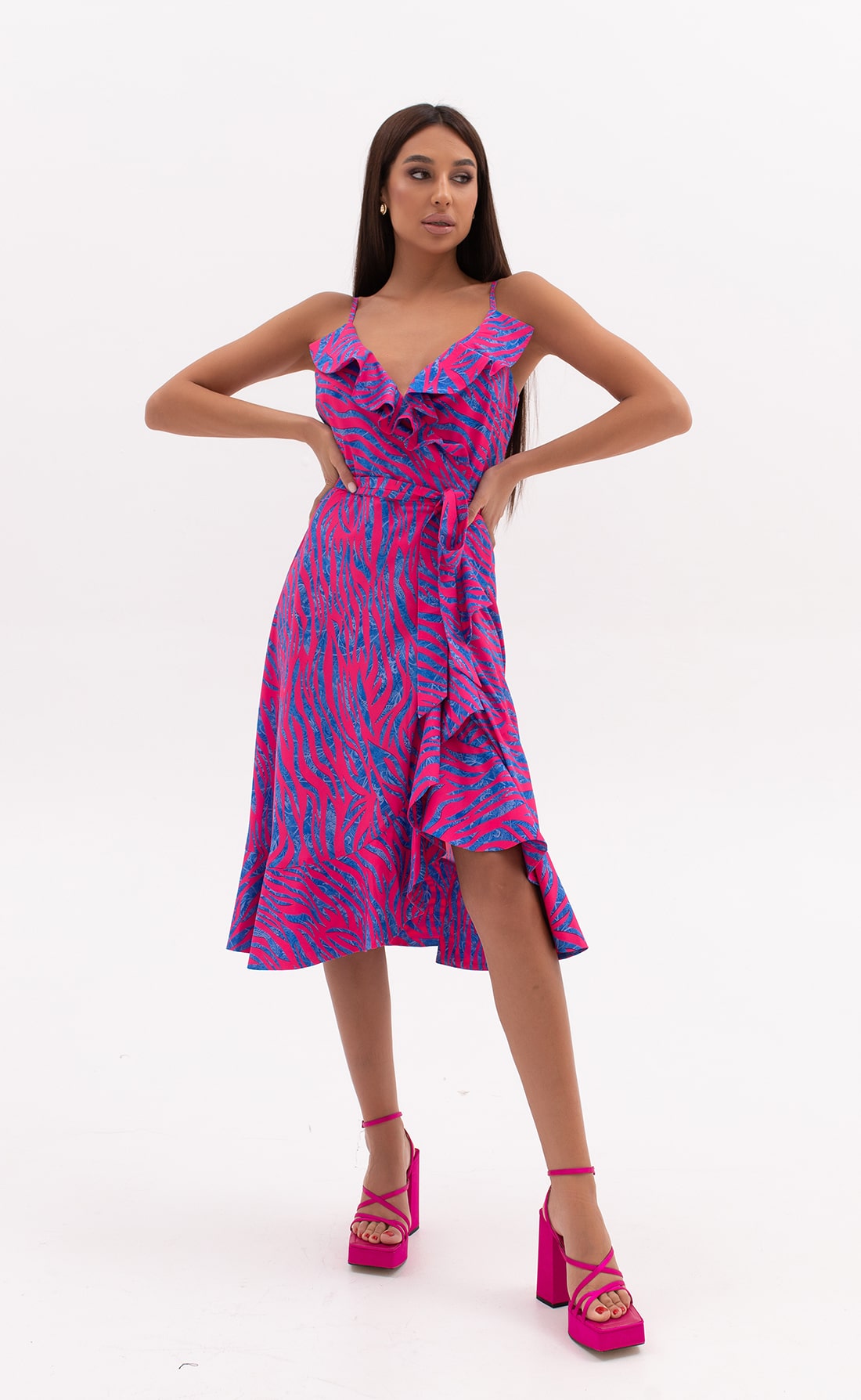 Модные розовые платья 2023 стильные новинки фото тенденции