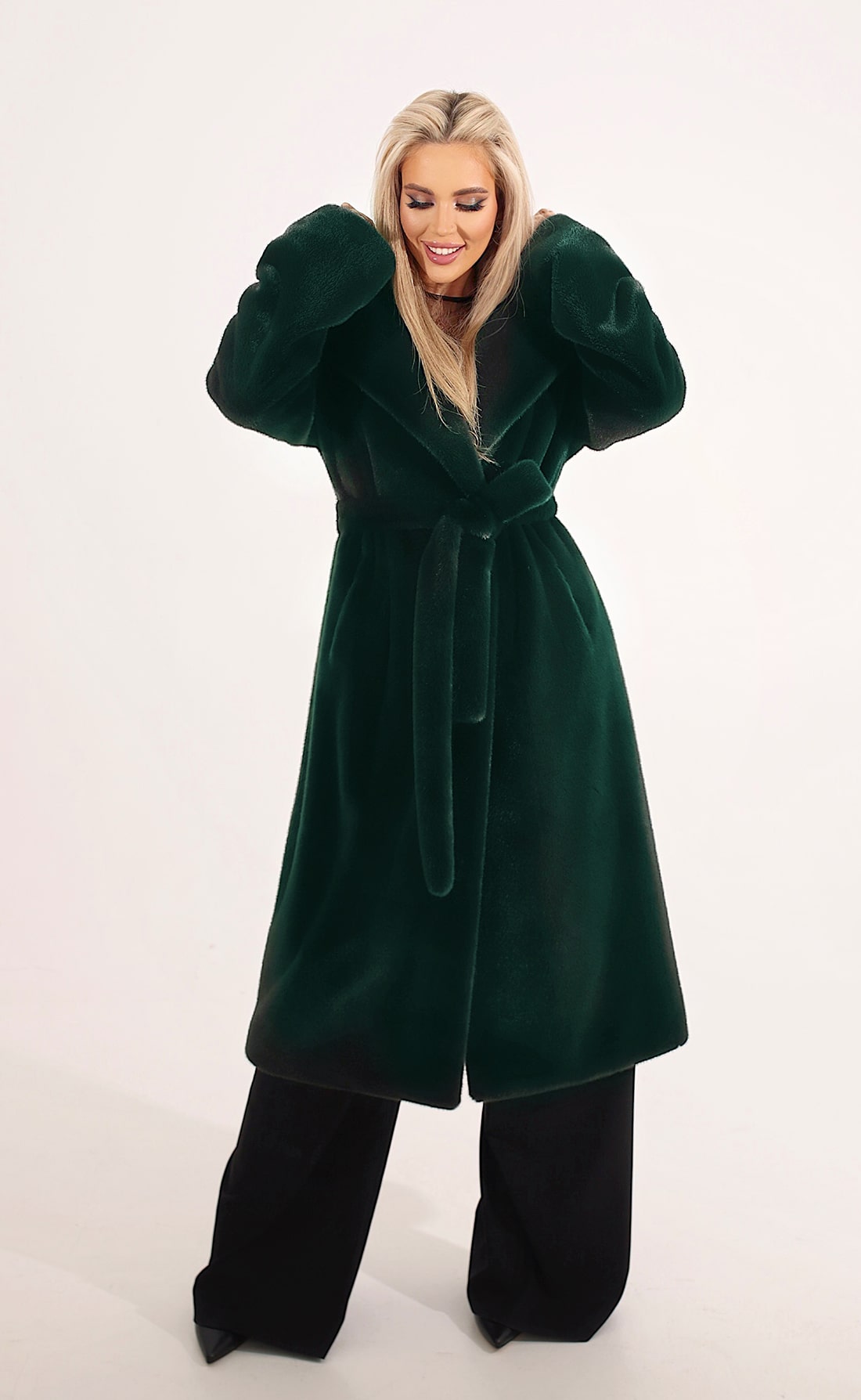 Пальто эко-мех цельнокроенный рукав темно-зеленый, Размер: 42 S